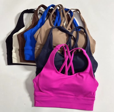 Топ спортивный StrongHold - купить в Арассамахах